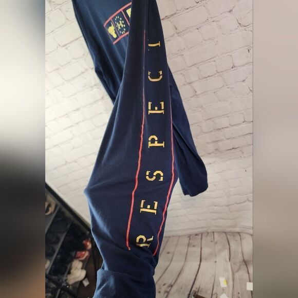 Mens Under Armour "Respect" loose longsleeve shirt, size XL - Picture 3 of 4